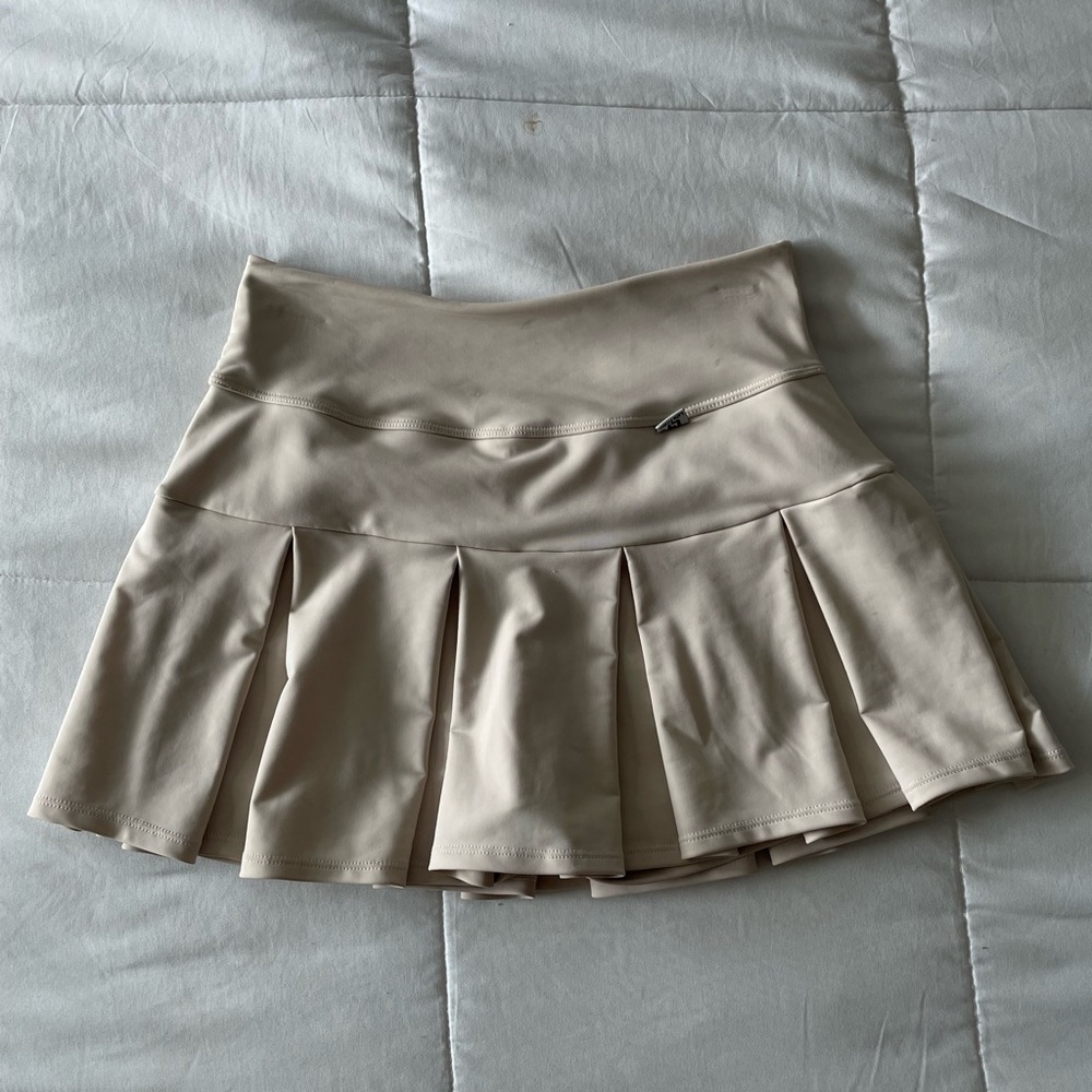 Sporty Cream Pleated Skirt